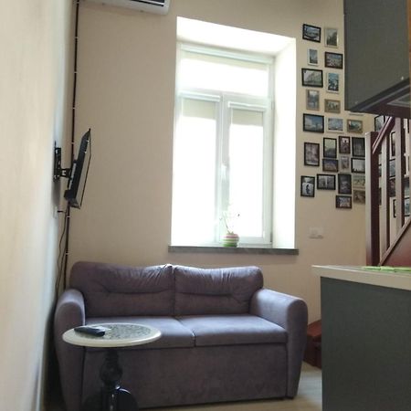 Chorni Vivtsy Apartment Chernivtsi Exterior photo