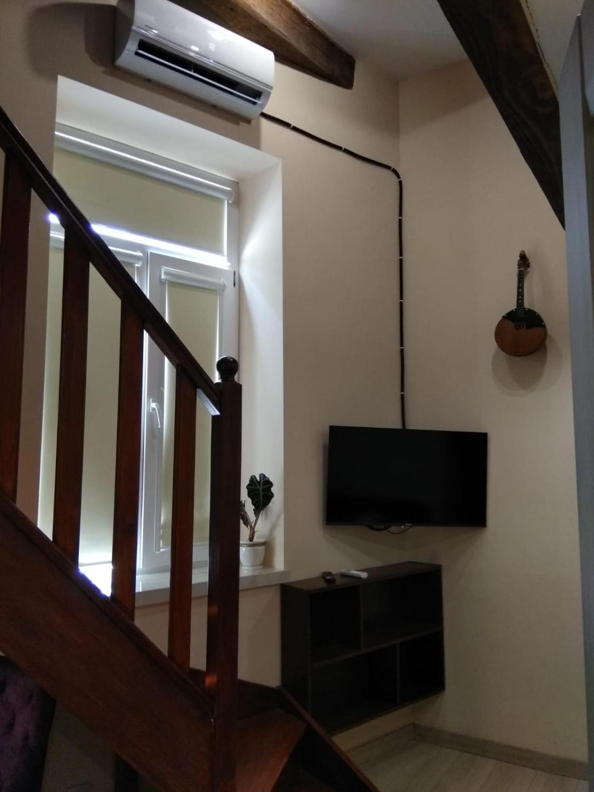 Chorni Vivtsy Apartment Chernivtsi Exterior photo